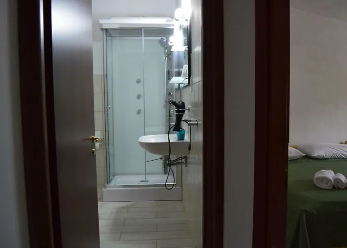 לינה וארוחת בוקר La Quercia 3*